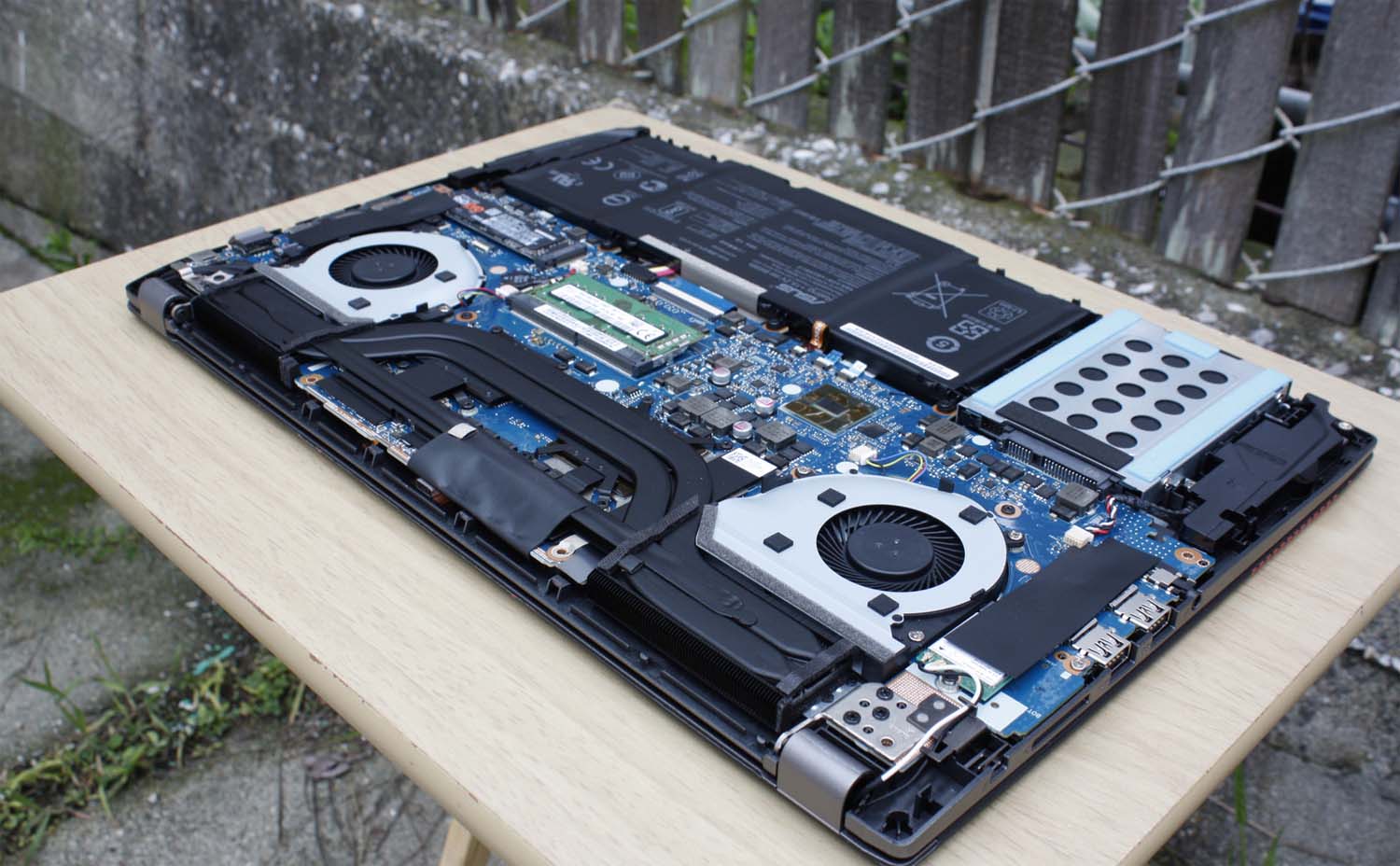 Замена или ремонт видеочипа ноутбука Compaq в Великом Новгороде
